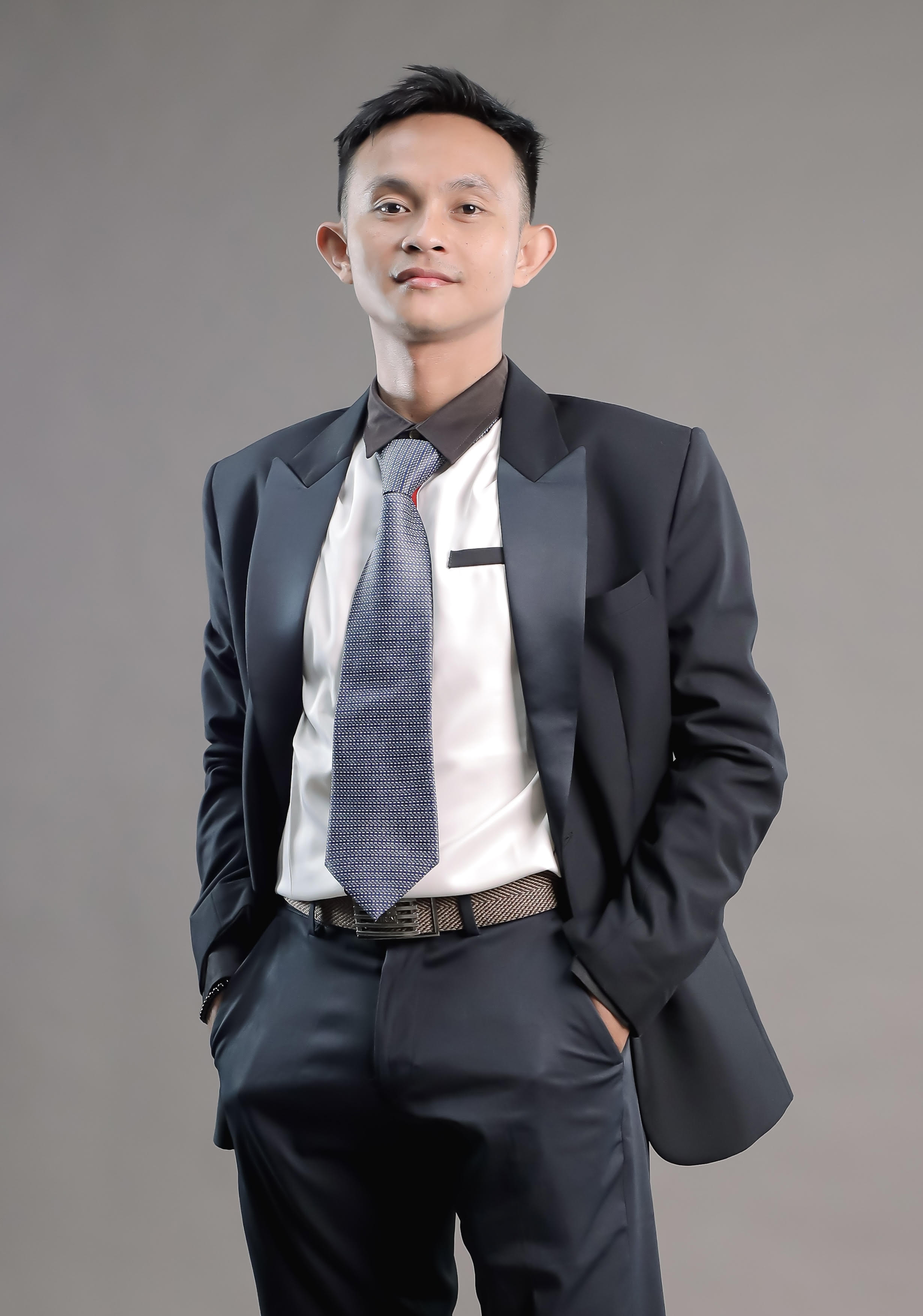 Hendra Zebua S.S